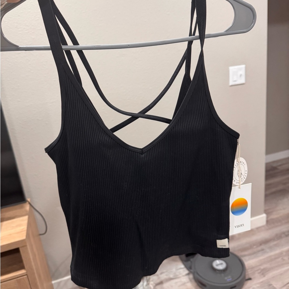 Vuori Black Backless Camisole Top